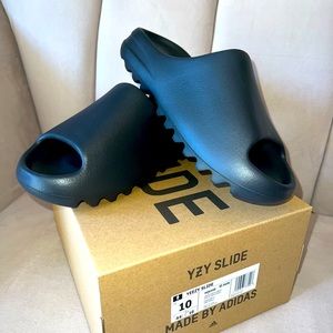 Yeezy Slides Onyx